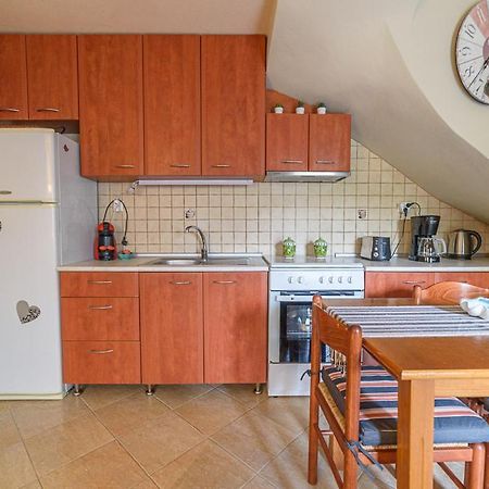 Small House With Garden & View Promirion Exterior photo